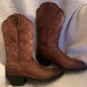 SIZE 5.5b Ariat Heritage R Toe Western Boot 10001015  157012